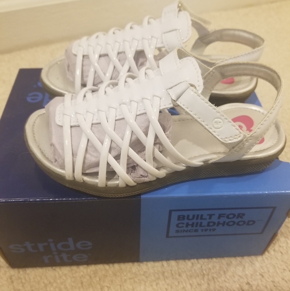 stride rite girls white sandals size 9 -new in box